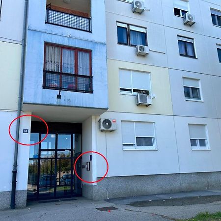Mia Airport Studio Apartment - 0-24H Self Check In&Out - Parking On Site Velika Gorica Exterior foto