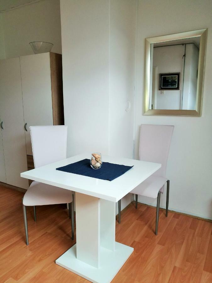 Mia Airport Studio Apartment - 0-24H Self Check In&Out - Parking On Site Velika Gorica Exterior foto